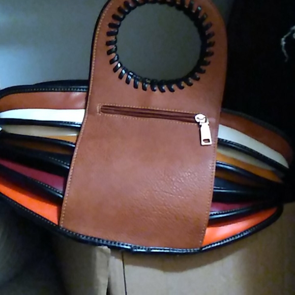 Purse - Picture 1 of 1